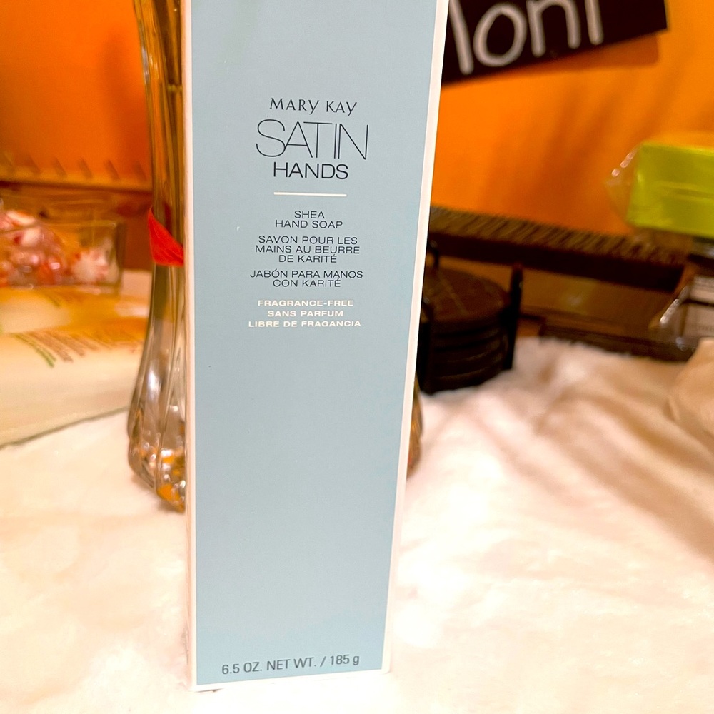 Mary Kay Satin Hands Shea Hand Soap